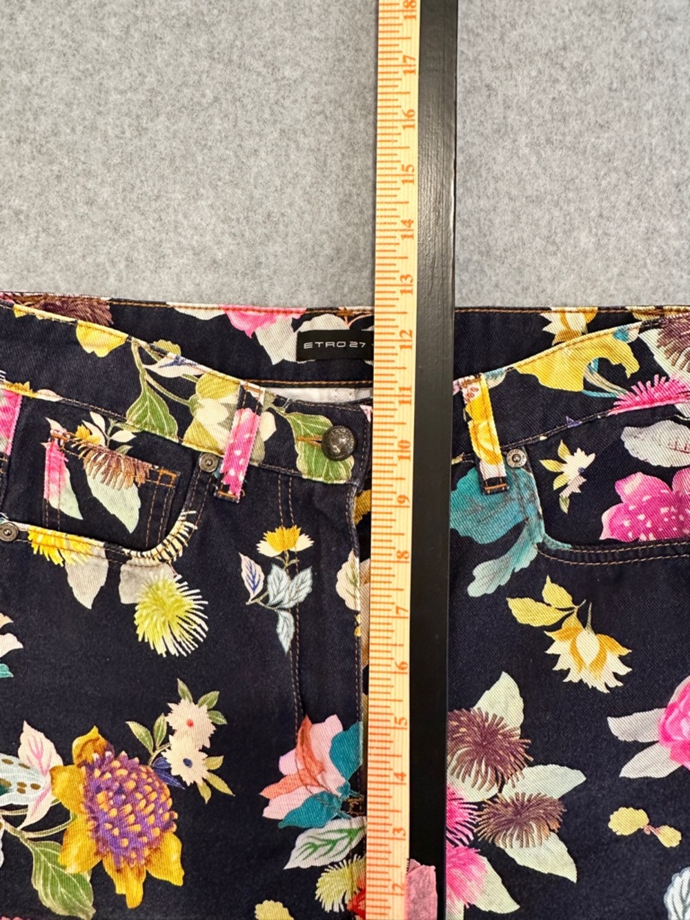 Etro Black Skinny Jeans with Multicolor Floral Pattern - Picture 7 of 8